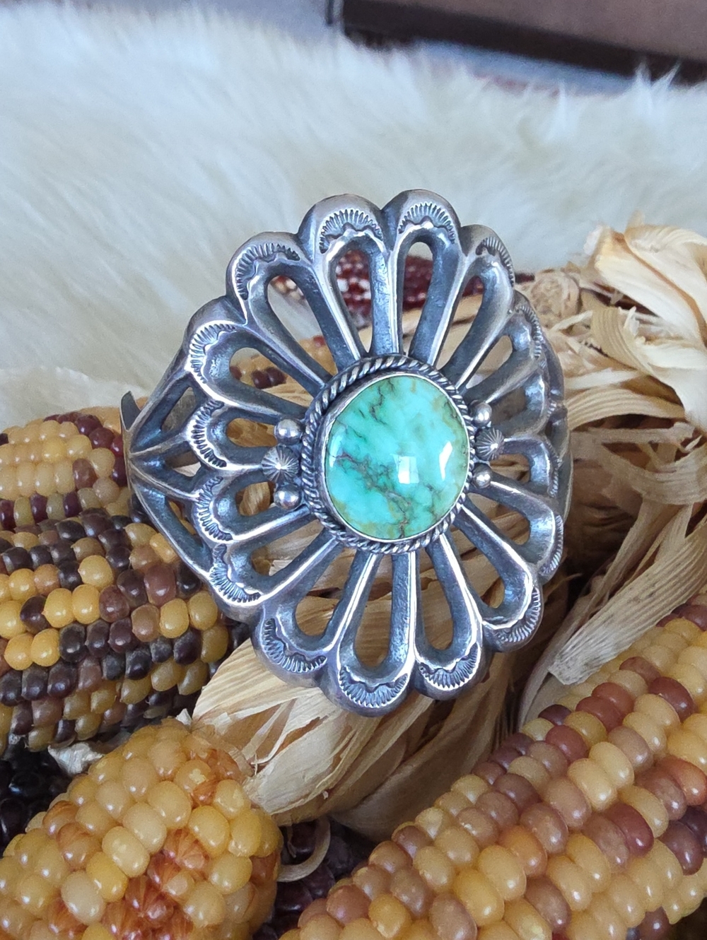 Fantastic Large Native American Navajo Turquoise Cuff By Harrison Bitsui 🩵🎁💚